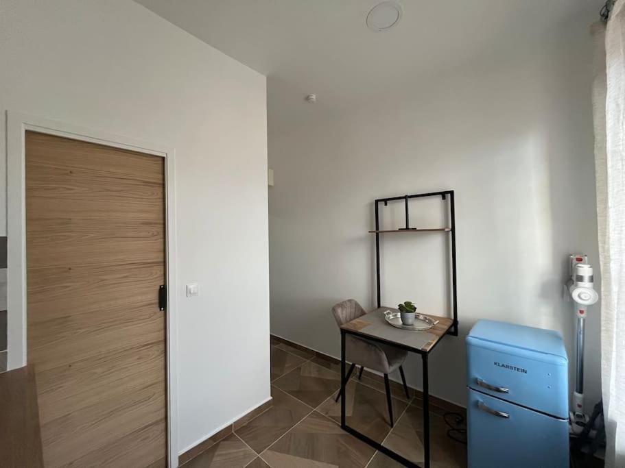 Studio 54 Compiègne Exterior foto